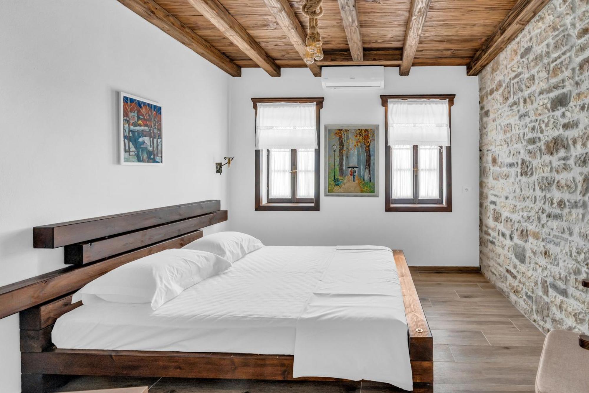Hotel Bohem Berat Exterior foto