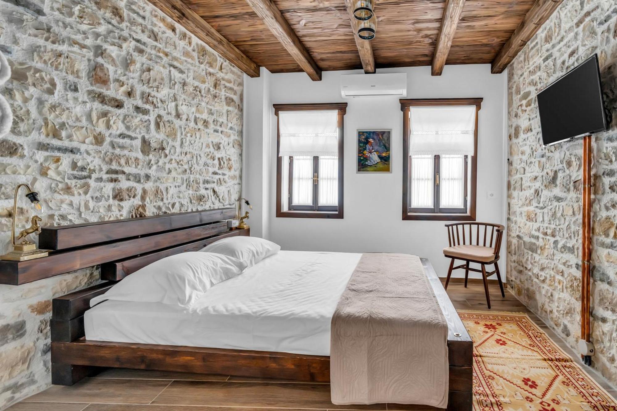 Hotel Bohem Berat Exterior foto