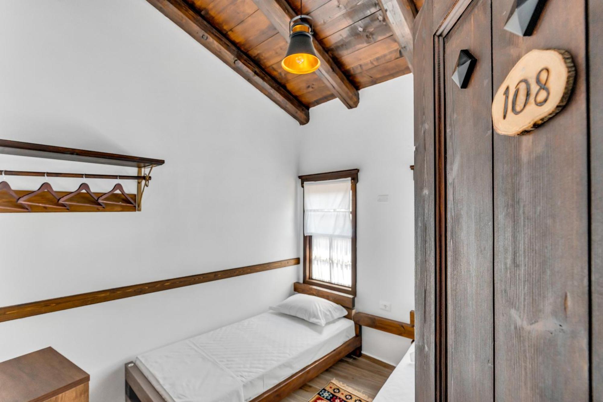 Hotel Bohem Berat Exterior foto
