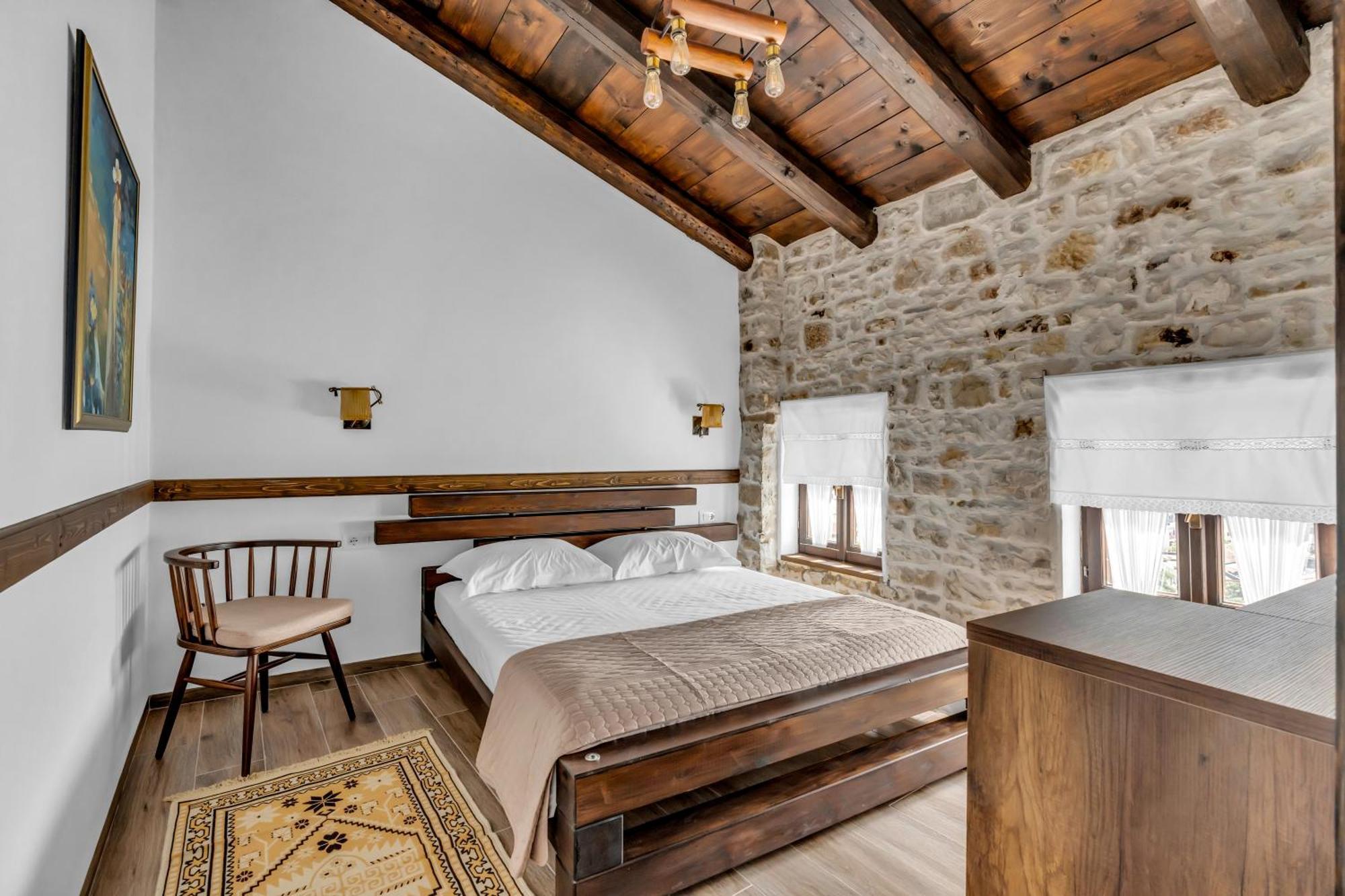 Hotel Bohem Berat Exterior foto