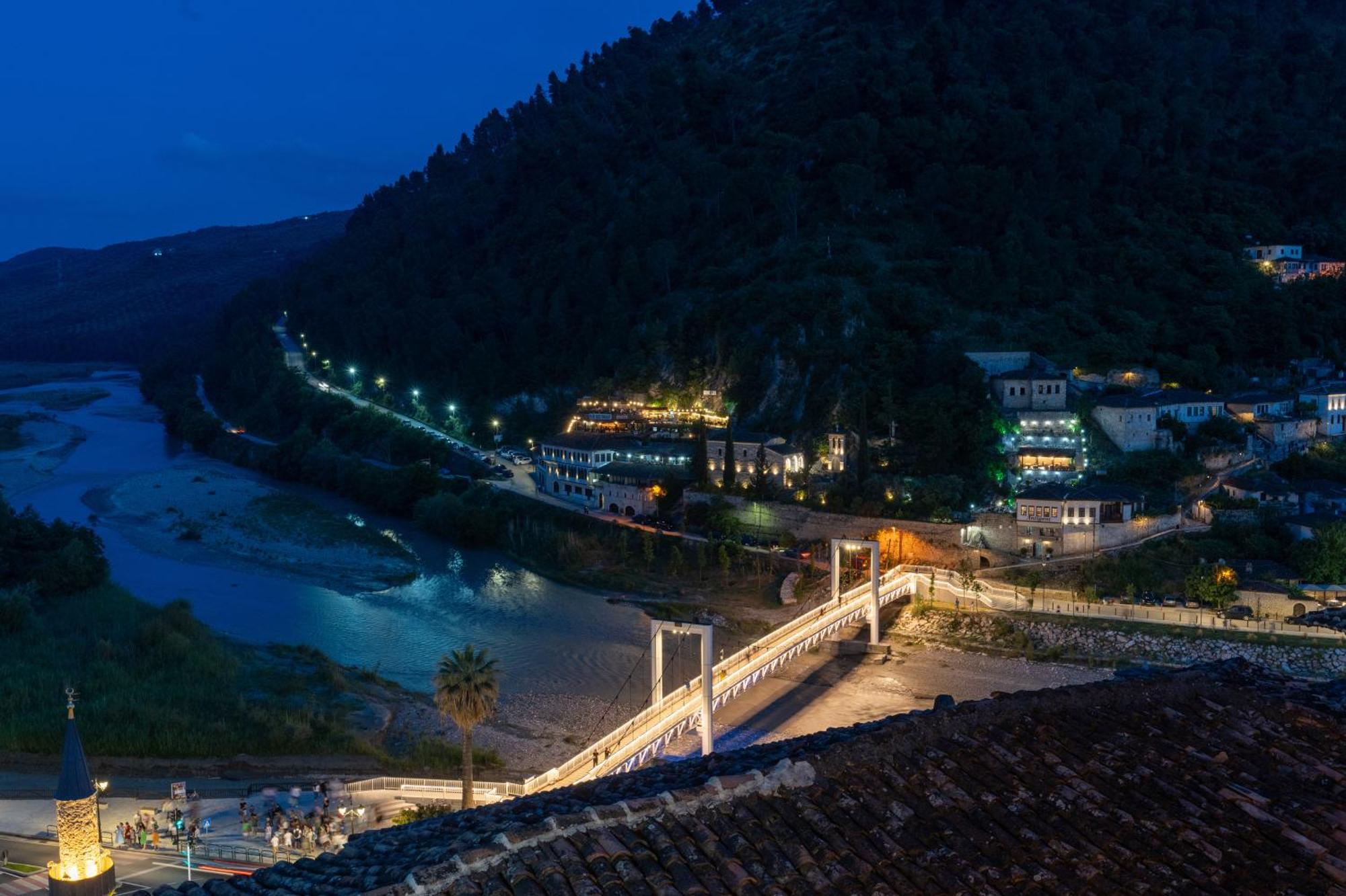 Hotel Bohem Berat Exterior foto