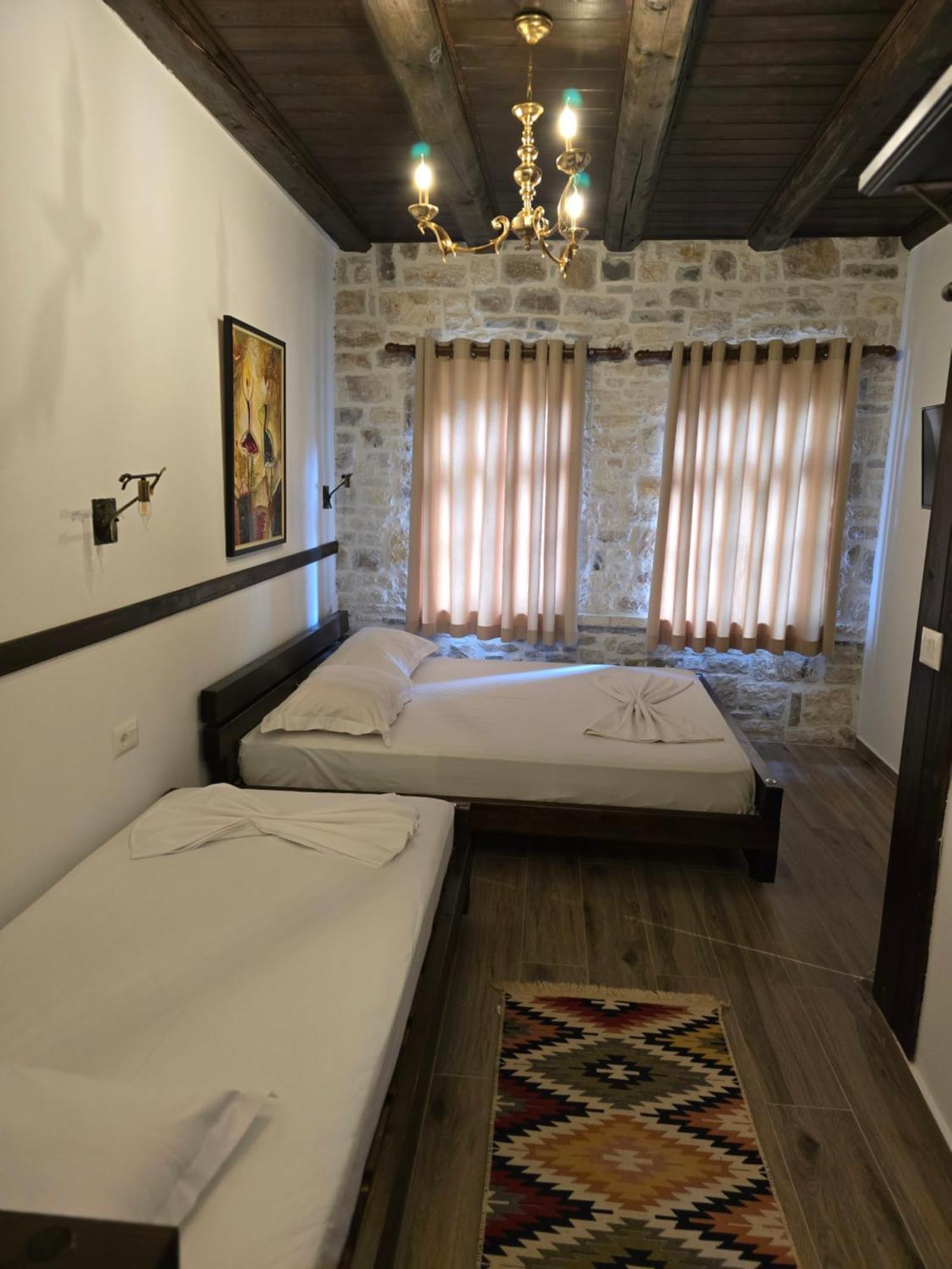 Hotel Bohem Berat Exterior foto